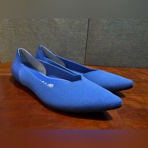 Rothy’s size 7.5 in great condition! Cornflower blue color